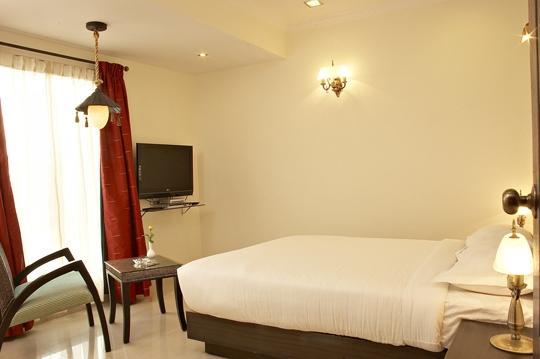 Hotel Shilton Royale Bangalore Esterno foto